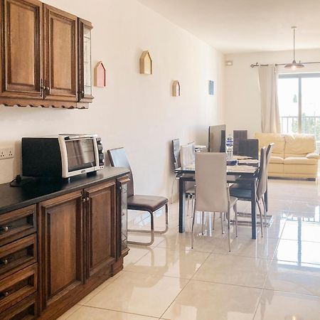 Xl Central Home - Sleeps 10 People Pieta Экстерьер фото