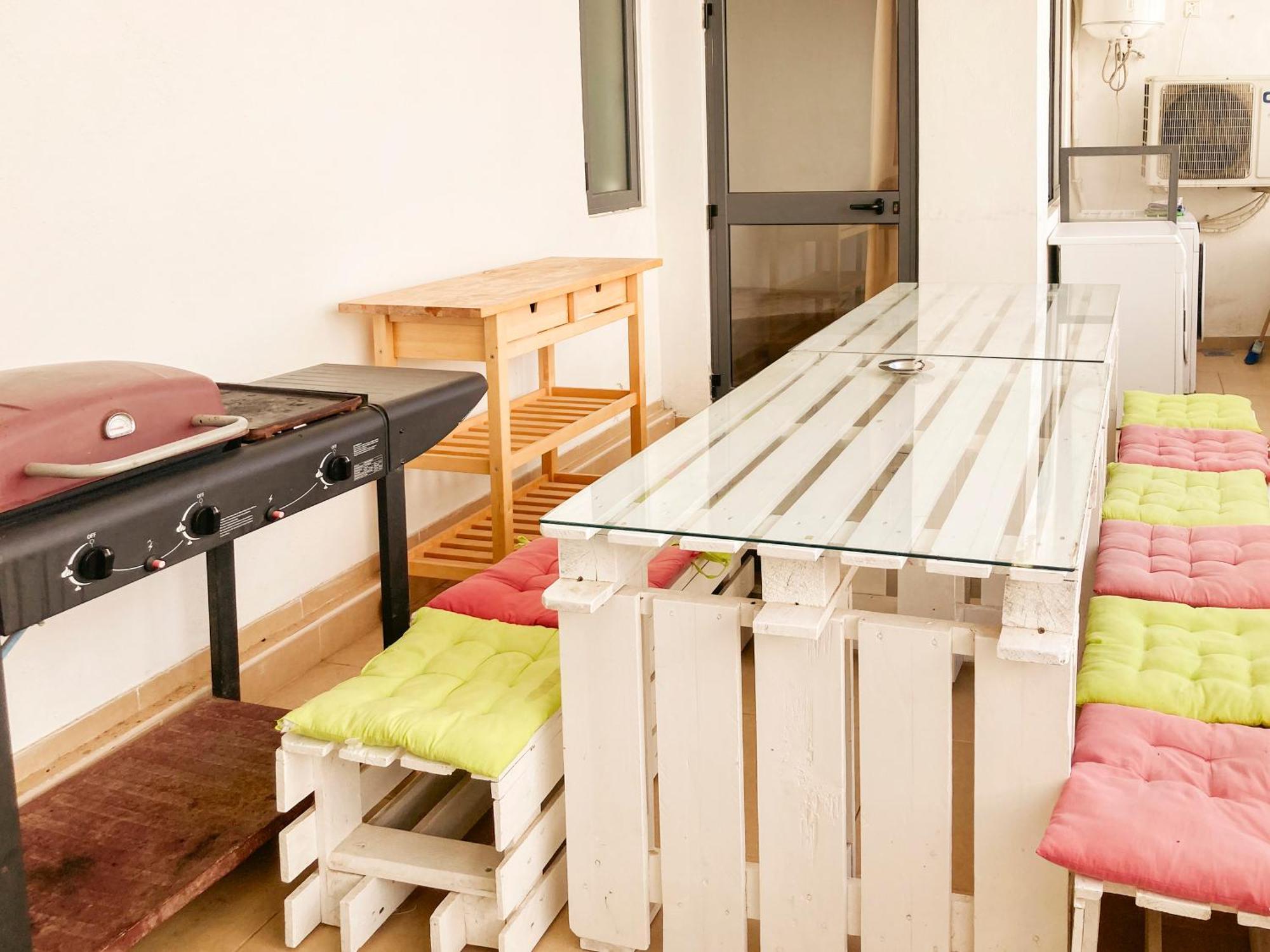 Xl Central Home - Sleeps 10 People Pieta Экстерьер фото