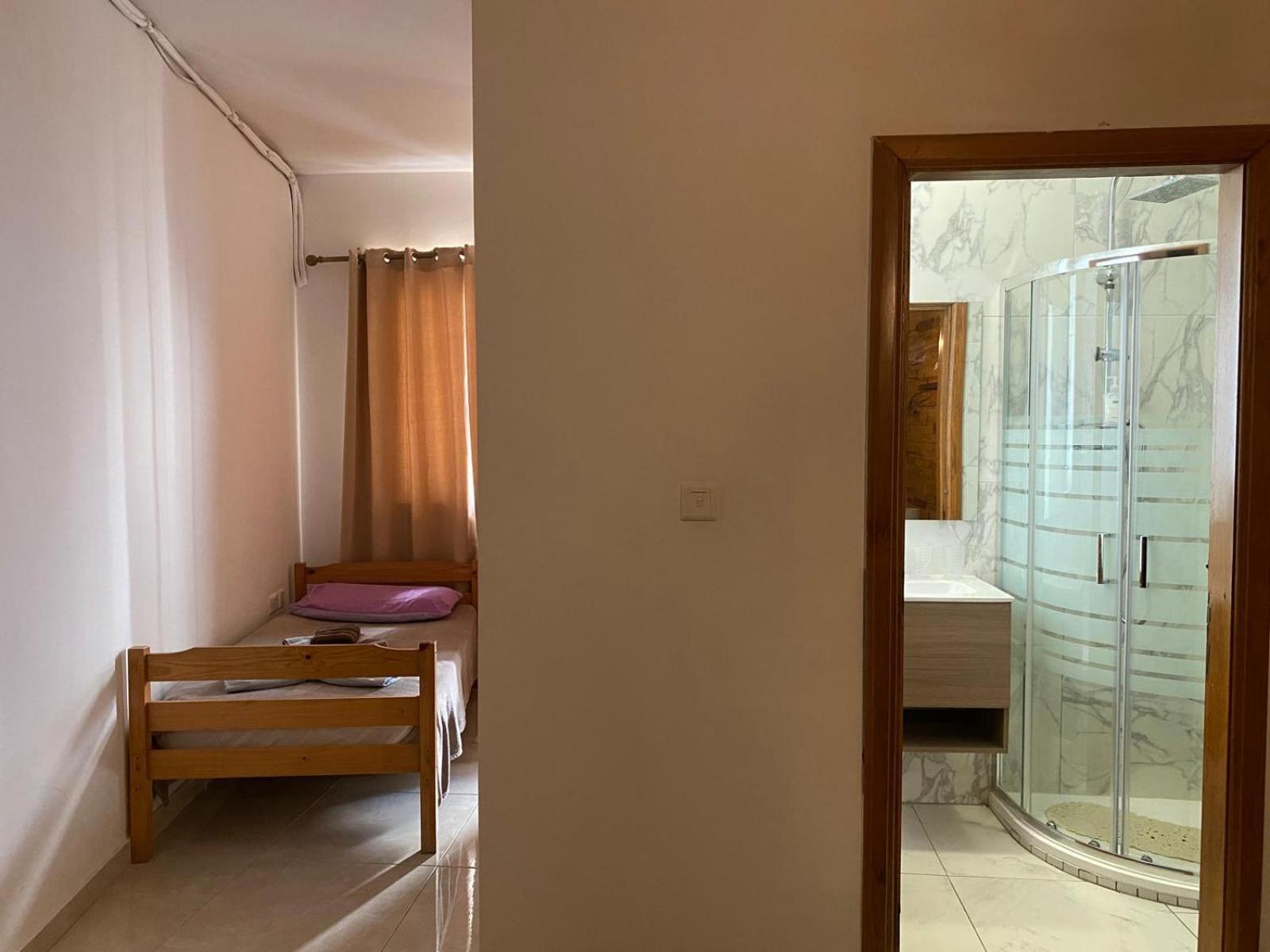Xl Central Home - Sleeps 10 People Pieta Экстерьер фото